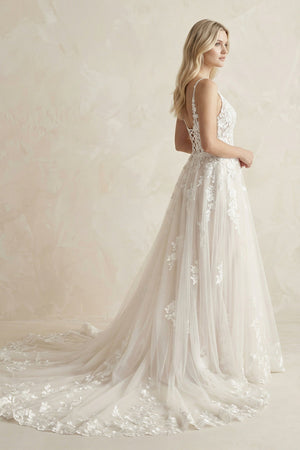 A Line V Neck Tulle Wedding Dresses with Appliques in White - SHE IS ME Wedding Dresses