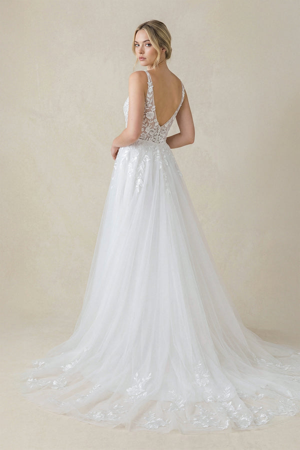 V Neck Satin Mermaid Wedding Dress in White